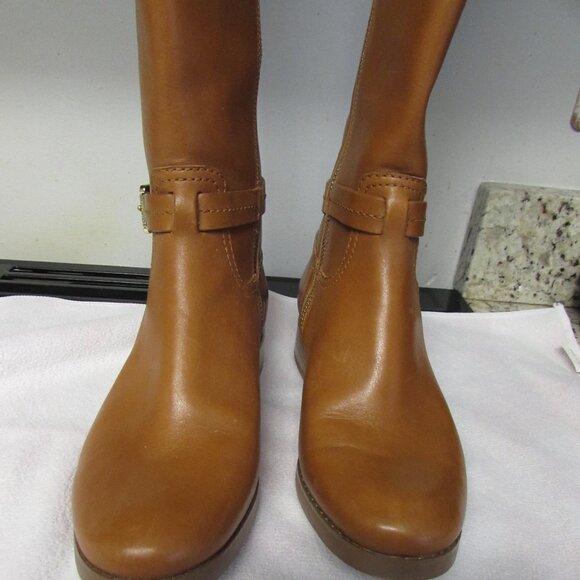 MICHAEL KORS Stockard Cognac Leather Tall Riding Boot Gold MK Sz 5.5 - Picture 2 of 16